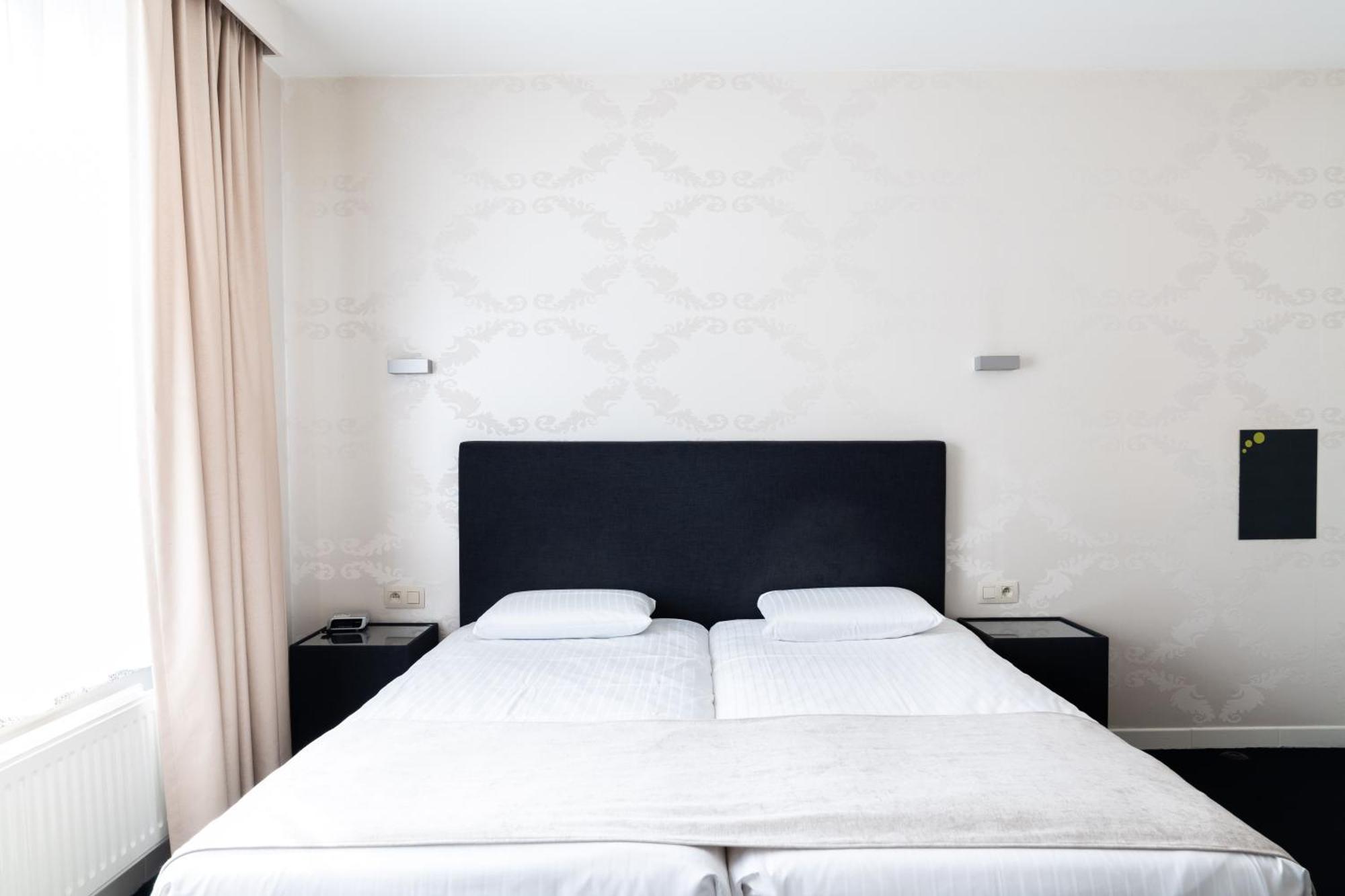 Hotel Essenza Puurs Bagian luar foto