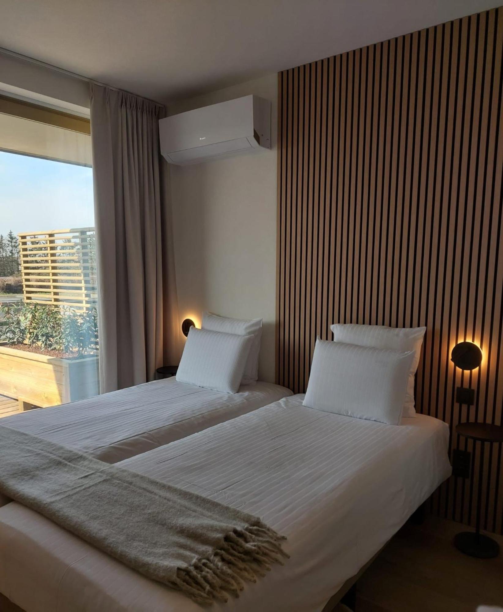 Hotel Essenza Puurs Bagian luar foto