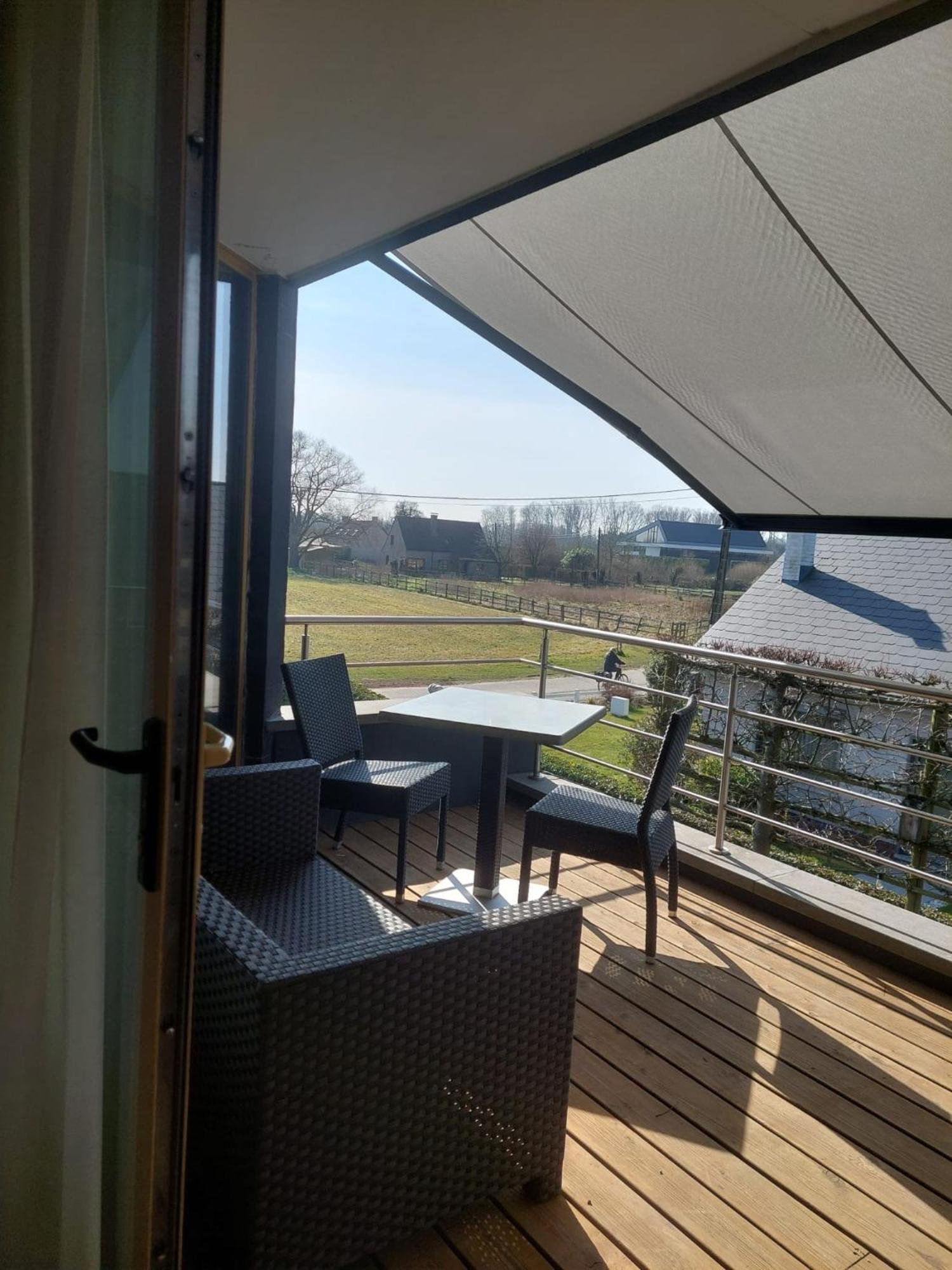Hotel Essenza Puurs Bagian luar foto